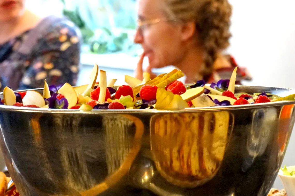 Restaurant Arbois Brunch du dimanche à Arbois (Jura) Petit-déjeuner Salade de fruits maison